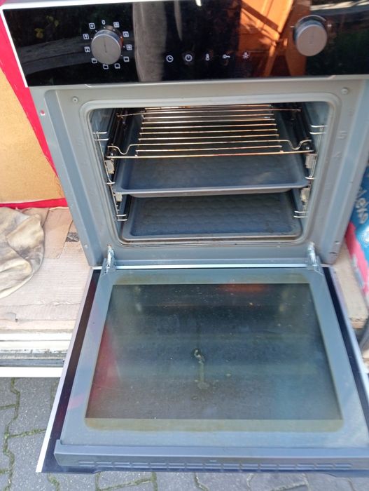 Piekarnik elektryczny do zabudowy Amica