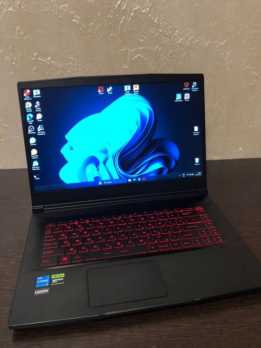 Ігровий ноутбук MSI i5-12450,RTX 3050