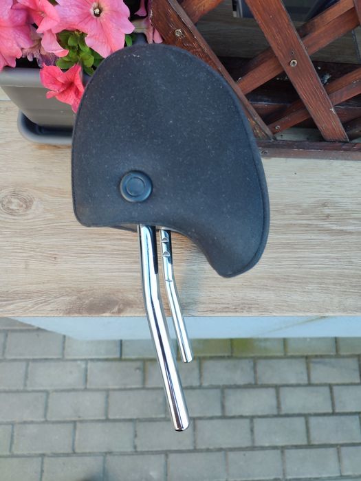 Zagłówek  Audi A4 B6