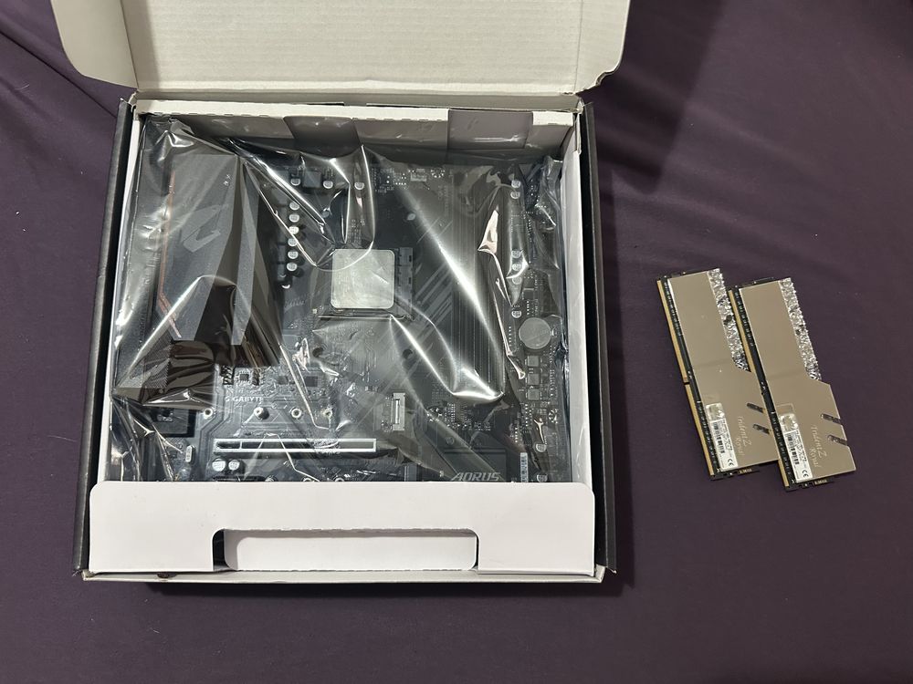 Bundle Gaming – Ryzen 5 5600 + B550M Aorus Elite + 16GB RAM