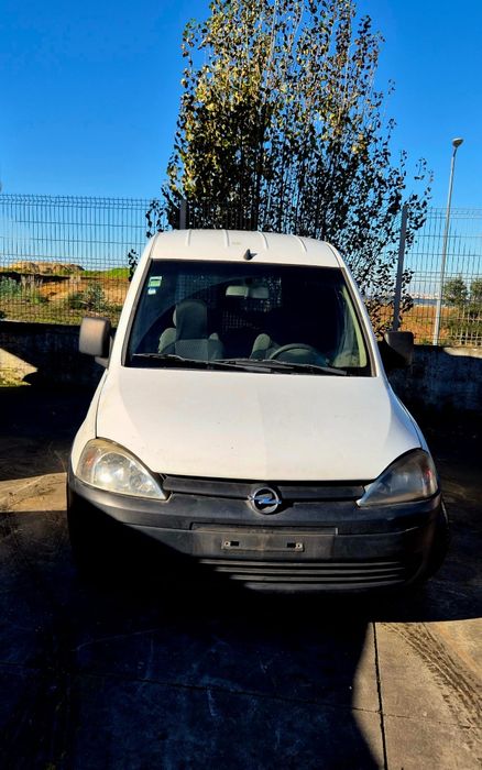 Opel combo para peças