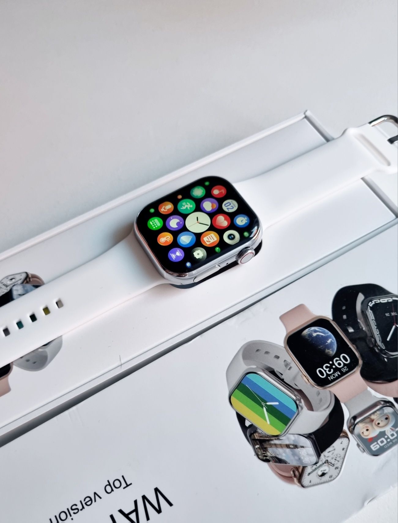 Smartwatch 9 Top biały