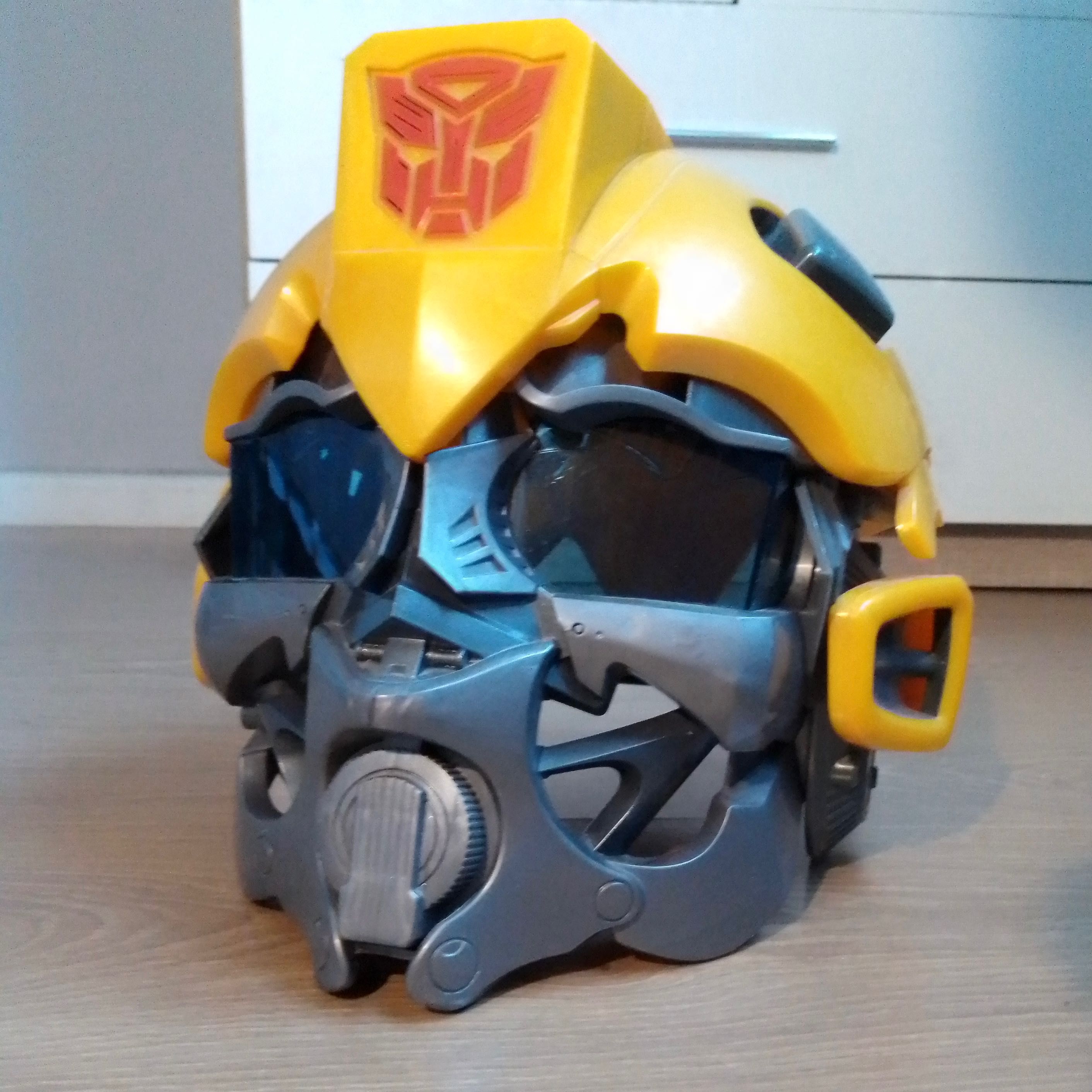 Capacete Bumblebee - Transformers