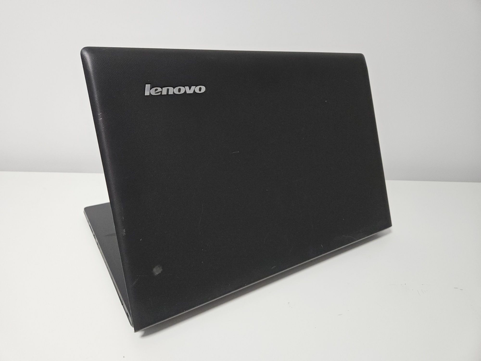 Ноутбук 17.3" Lenovo G70-35 A6-6310/DDR3-нету/HDD-нету (Не рабочий)
