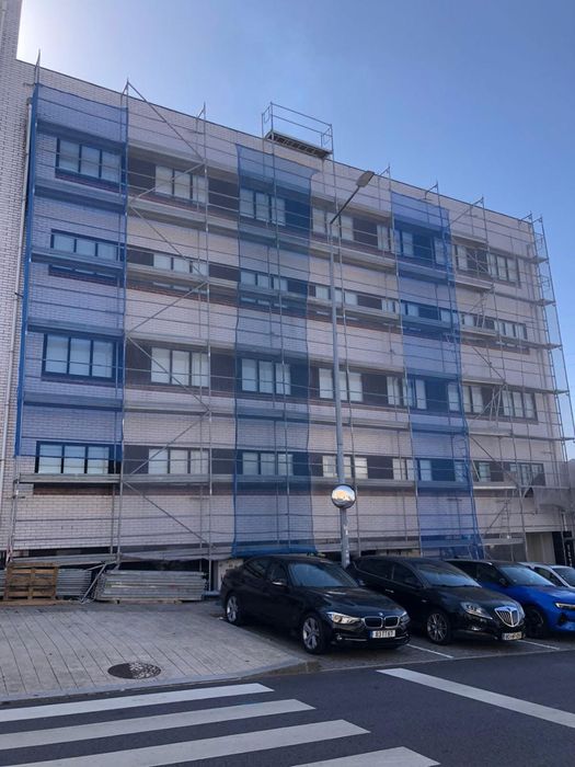 Montagem e desmontagem de andaimes