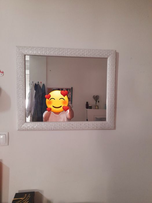 Espelho branco vintage com brilho