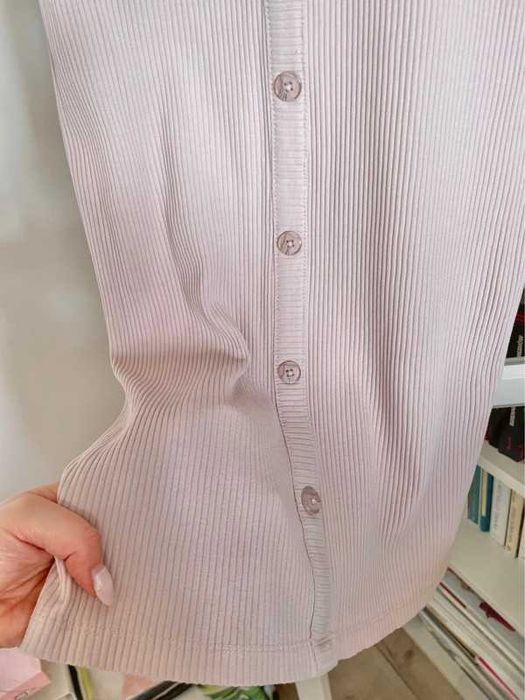 Sukienka midi beżowa dopasowana prążkowana S beige fitted dress