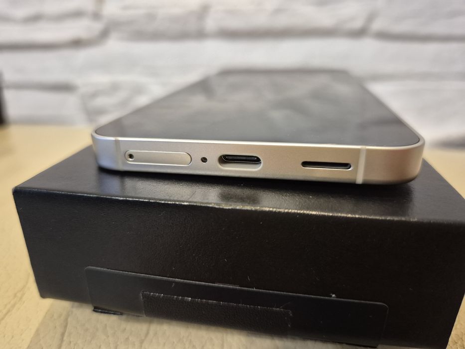 Telefon Samsung S24 8/128GB DEMO telefon nowy  demonstracyjny