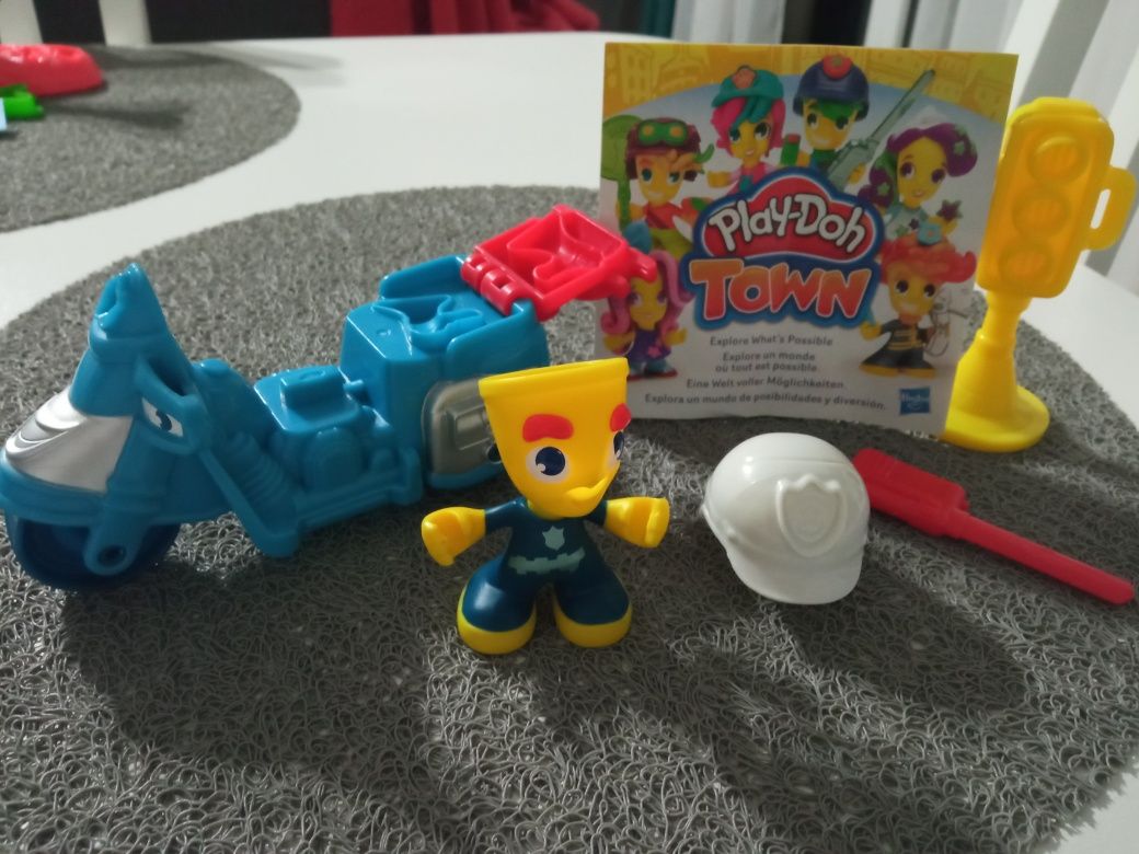 Play-Doh Town Police Motorcycke