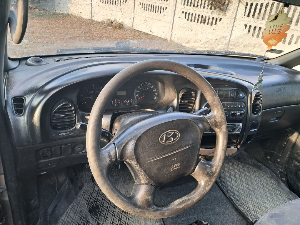 Hyundai  H 1,  6 osób jak vito trafić,transporter t4  2,5td 4D56 Łańcu