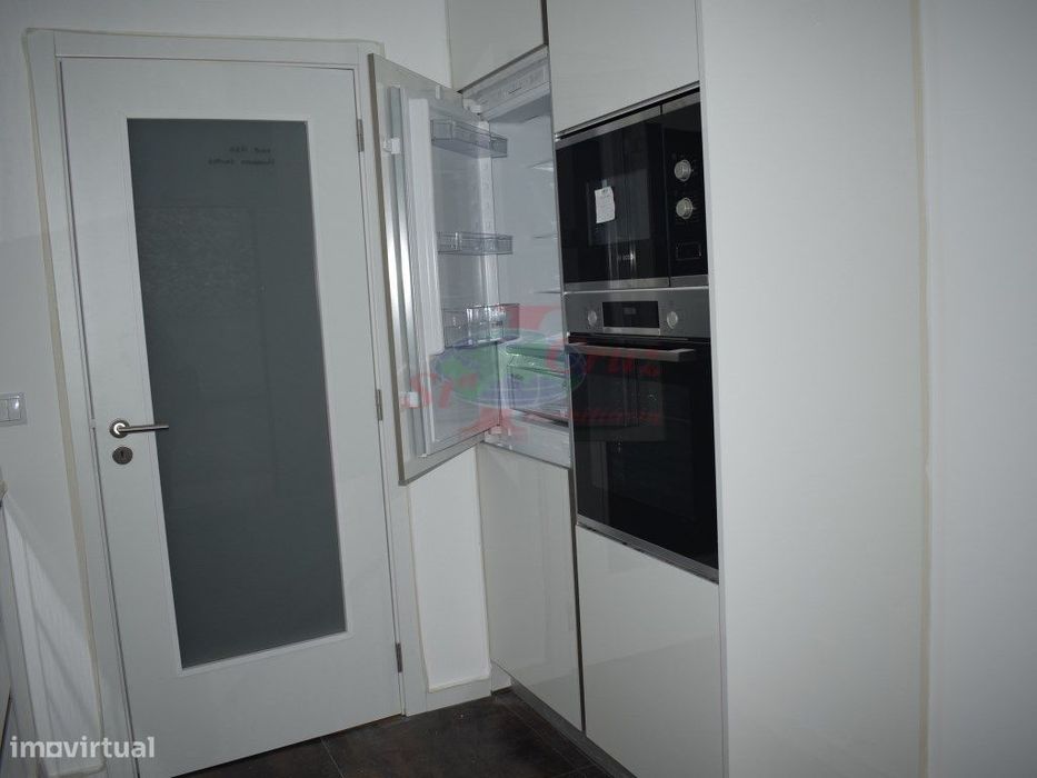Apartamento T2 - Novo - Bairro de S. Miguel