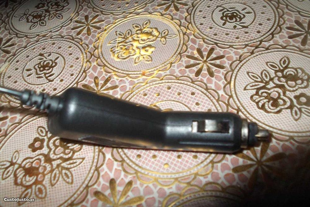 Carregador de Isqueiro do telemóvel Nokia novo