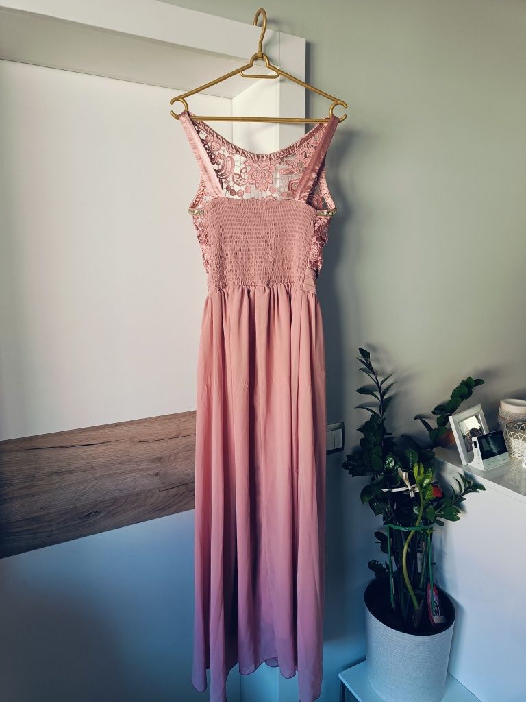 Pudrowa sukienka maxi L/XL