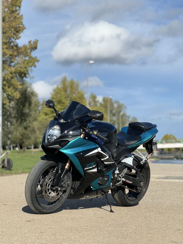 Suzuki GSX-R 1000 k8