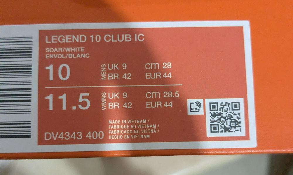 Nike Tiempo Legend 10 Club
Sapatilhas de futsal de perfil baixo