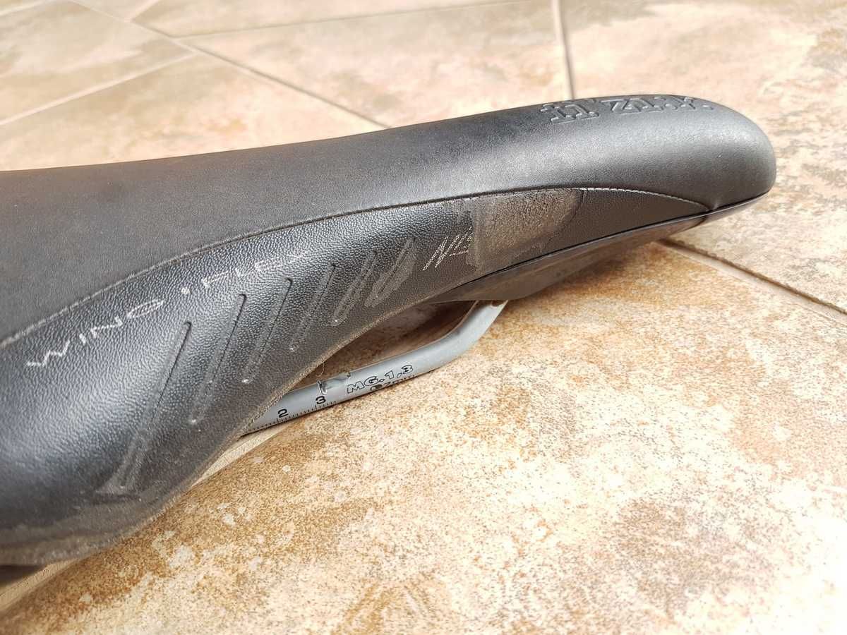 siodełko FIZIK Nisene Wing Flex, 130mm