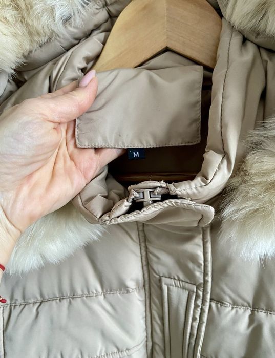 Пуховик бежевий натуральний пух