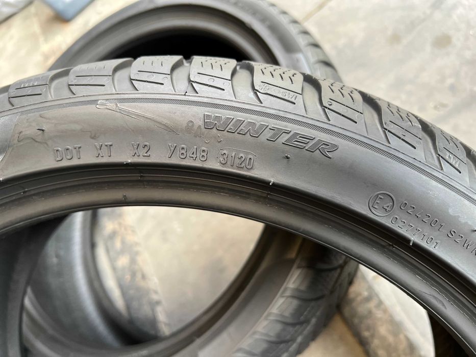 Opony zimowe 225/40/R19 Pirelli Sottozero 3 - 2 sztuki