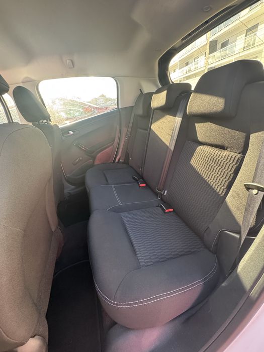 Peugeot 208 50mil KM reais