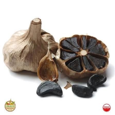 Czarny czosnek, całe główki.