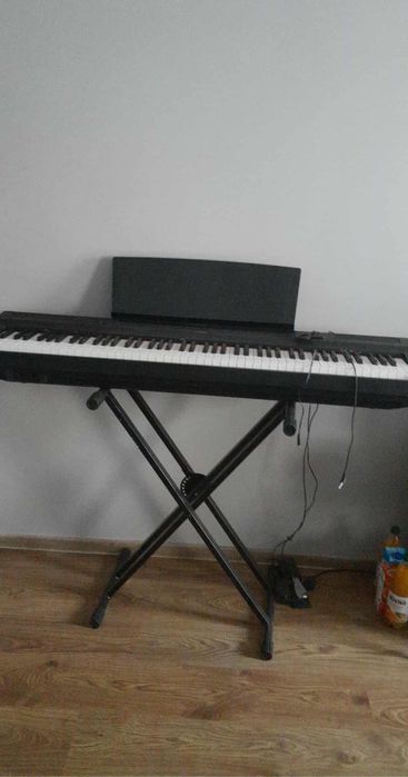 Pianino elektryczne Yamaha P-125B