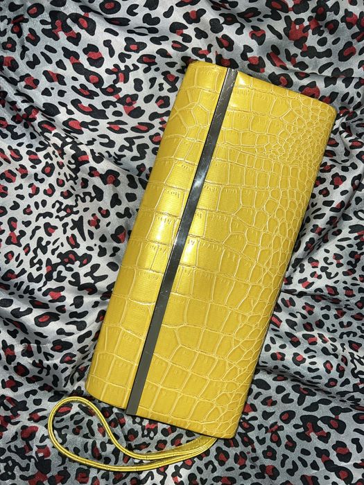 Сумка клатч жовтаа