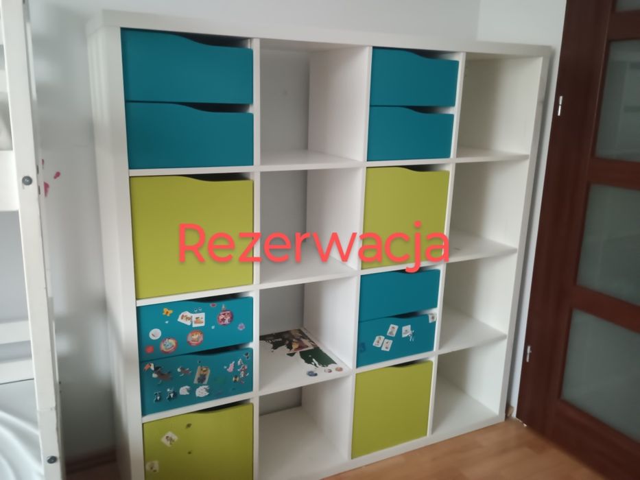 Regał kellax z wkładami