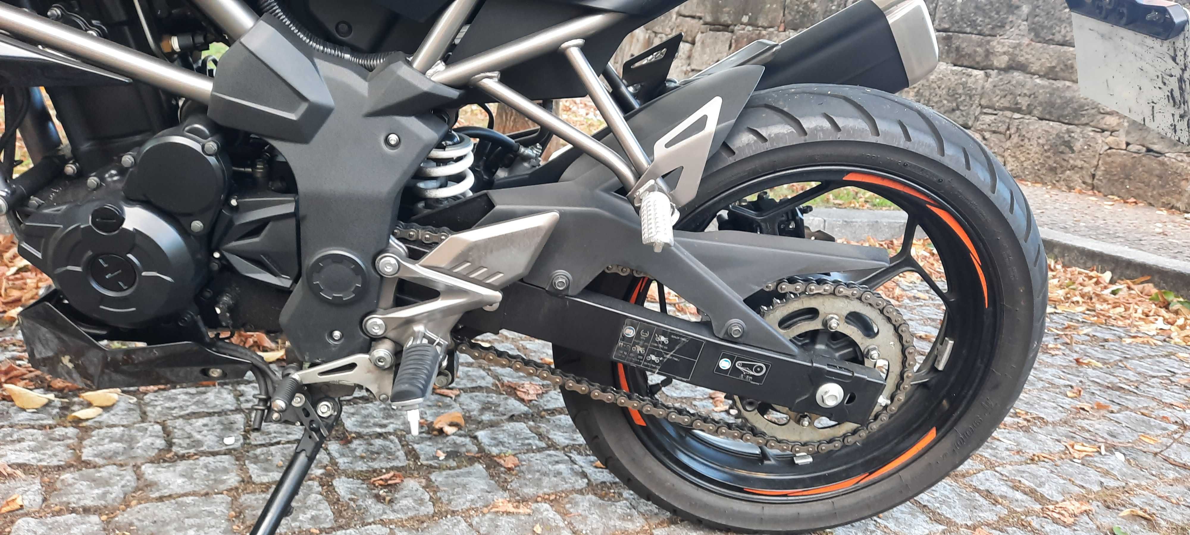 Kawasaki Z 250 SL (ano 2016)