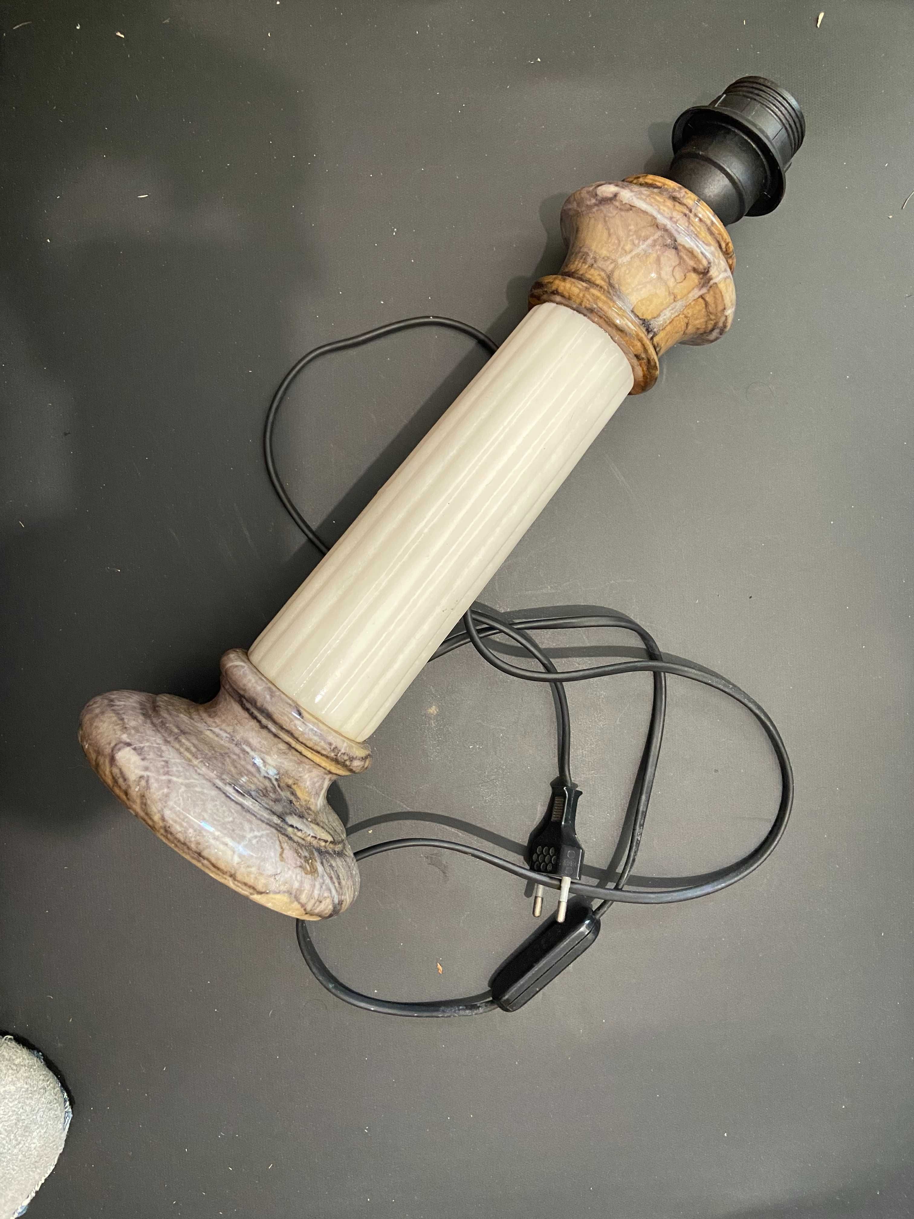 candeeiro mármore