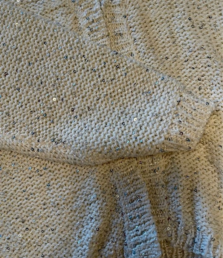 Sweter błyszczący