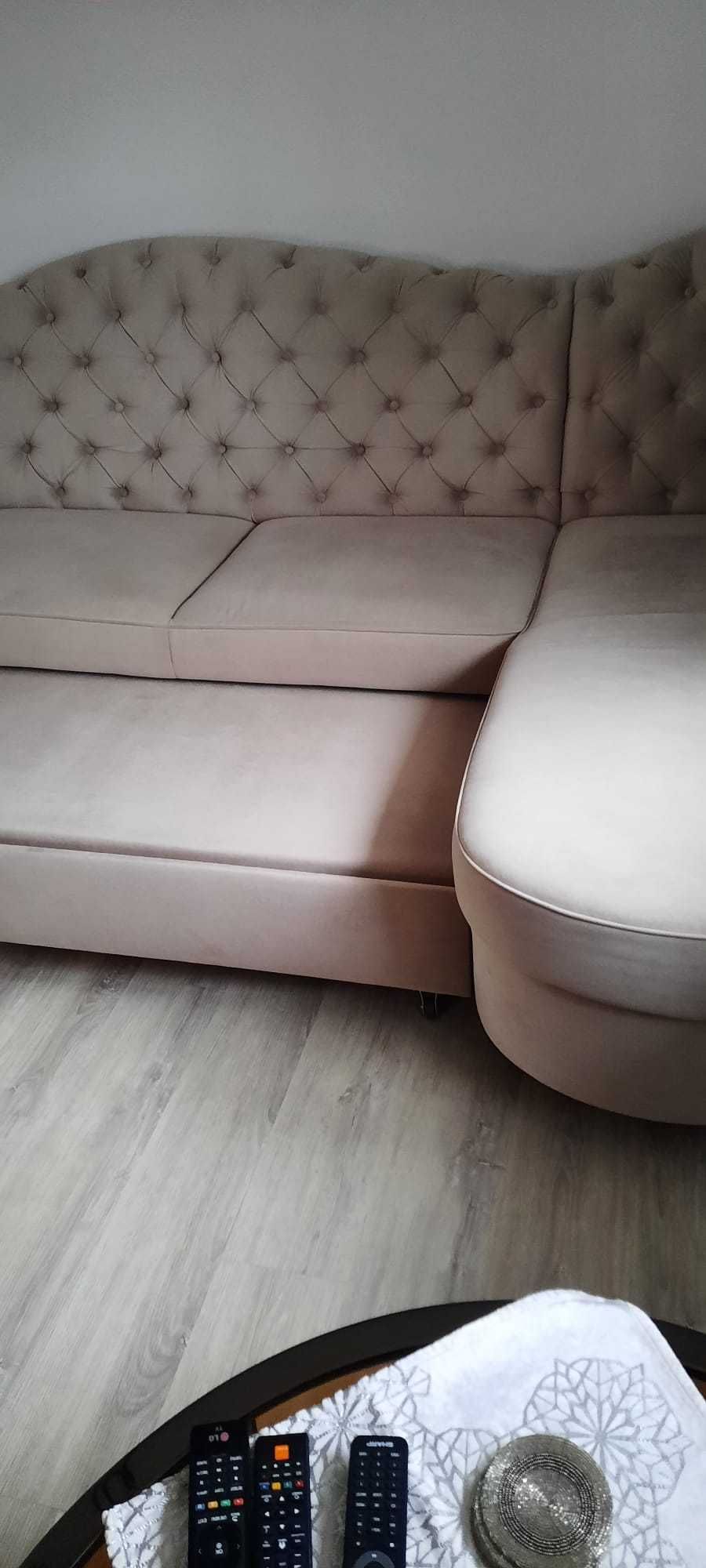 Piękny wygodny narożnik w stanie bdb