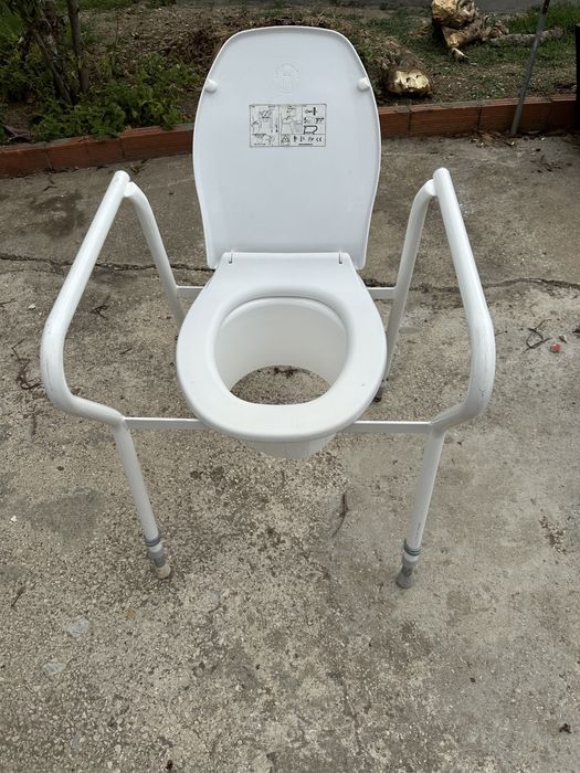 Cadeira sanita com regulação