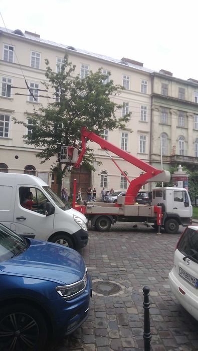 Майстер зборка меблів розборка, та ремонт меблів , майстер на годину