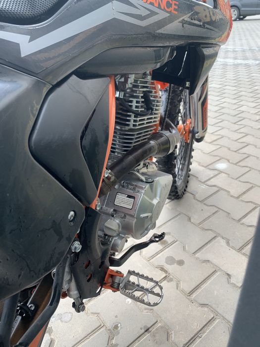 Мотоцикл kovi advens 250