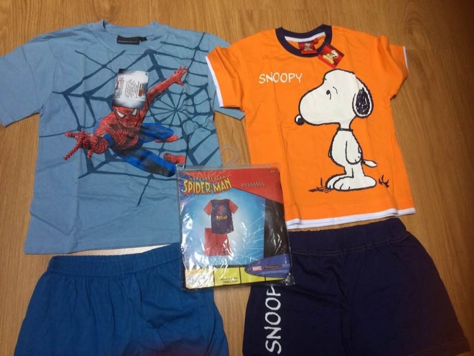 Pijamas novos s do Snoppy e do Homem Aranha- 6 / 8 anos