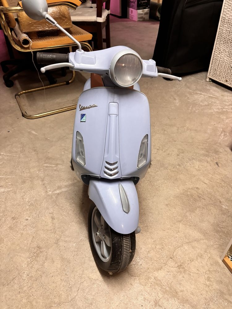 Vespa elétrica 6V Zoko