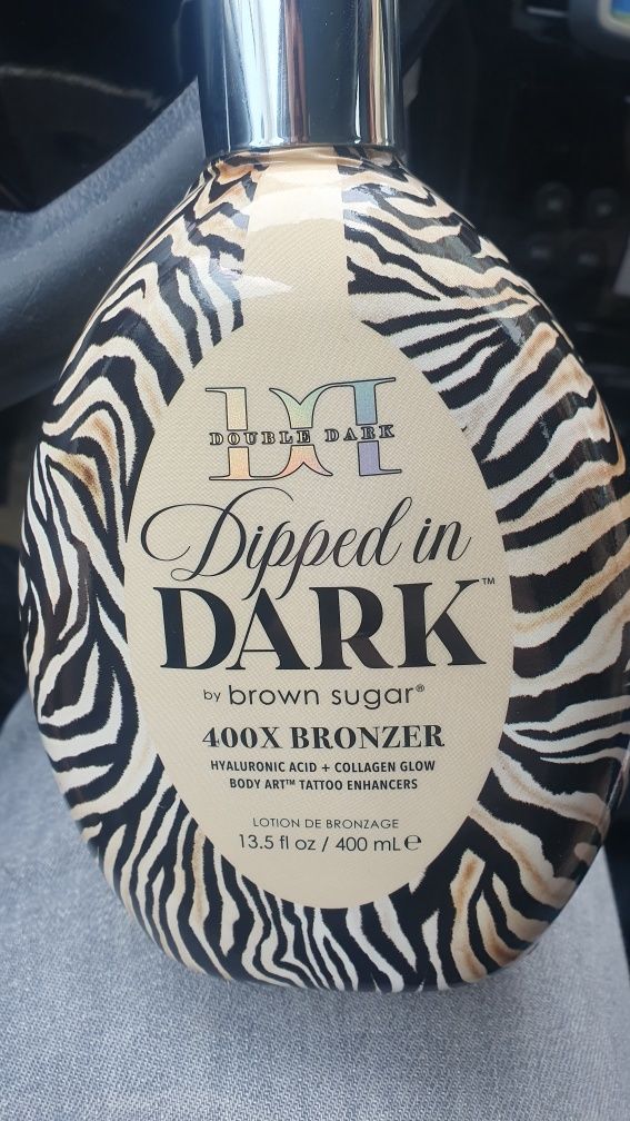 Creme solário Dipped in DARK