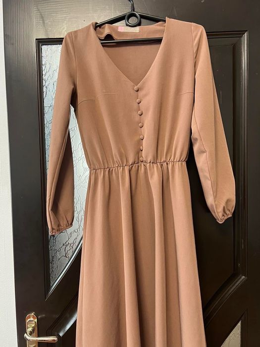 Продам плаття святкове