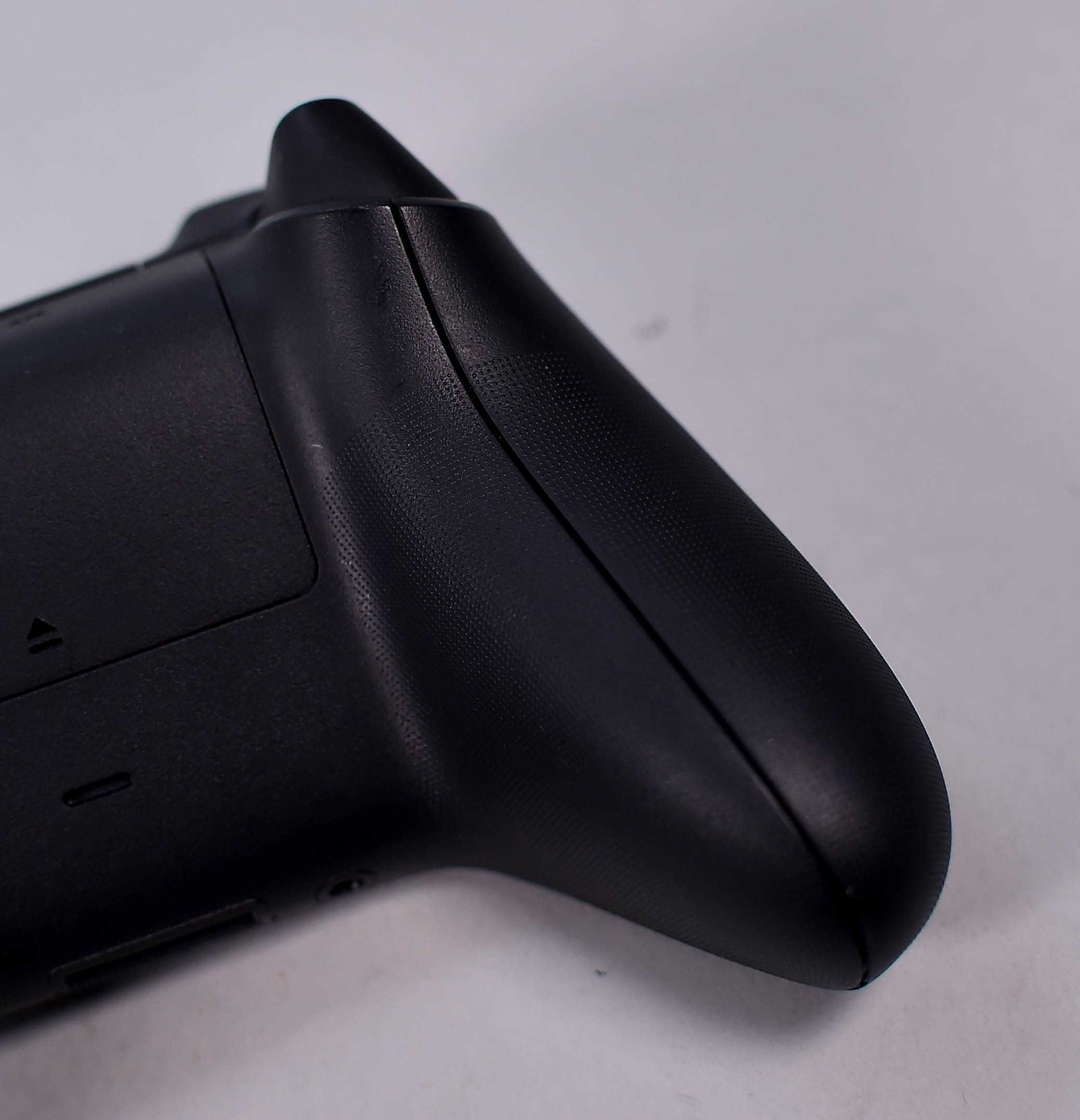 Pad Xbox One X - 1914 Czarny (0007)