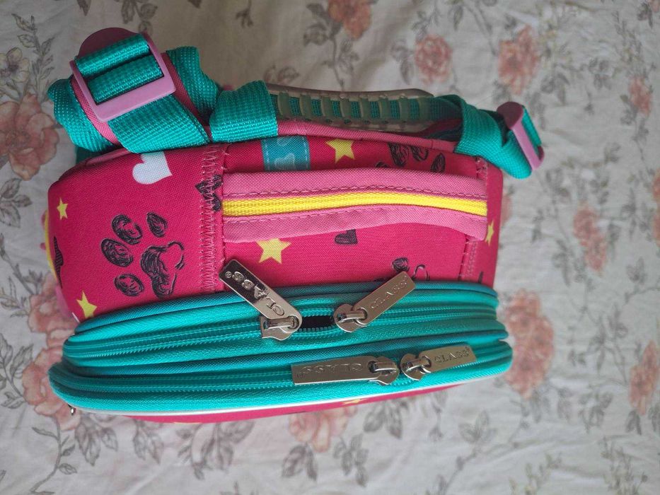 Ранец, портфель школьный CLASS