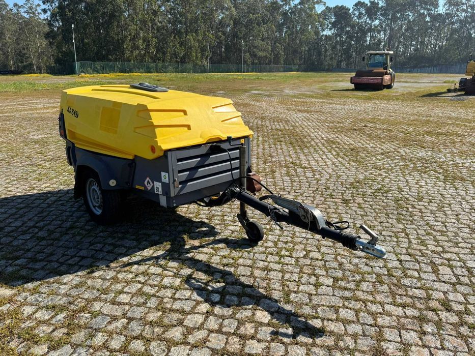 2016 Atlas Copco XAS97 Compressor de Ar Rebocável