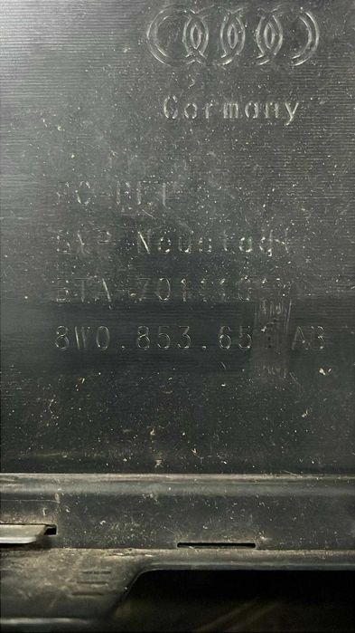 Grelha Para-choques frente AUDI A4 B9 (8W2, 8WC) 2.0 TDI