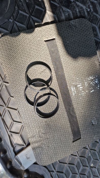 Адаптеры на диски Кольцо центровочное 63,4-60,1 проставочные,