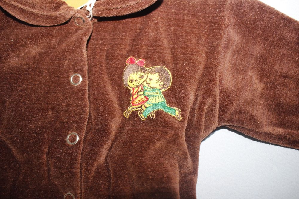 Vintage Babygrow, marca Mansilcéu, TM 2, Fabricado Portugal, Novo