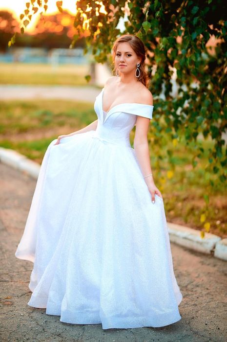 Плаття вечірнє святкове