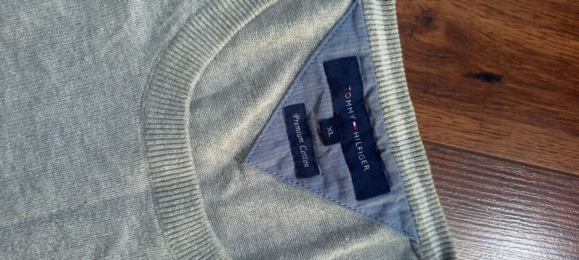 Sweter Tommy Hilfiger r.XL szary długi rękaw