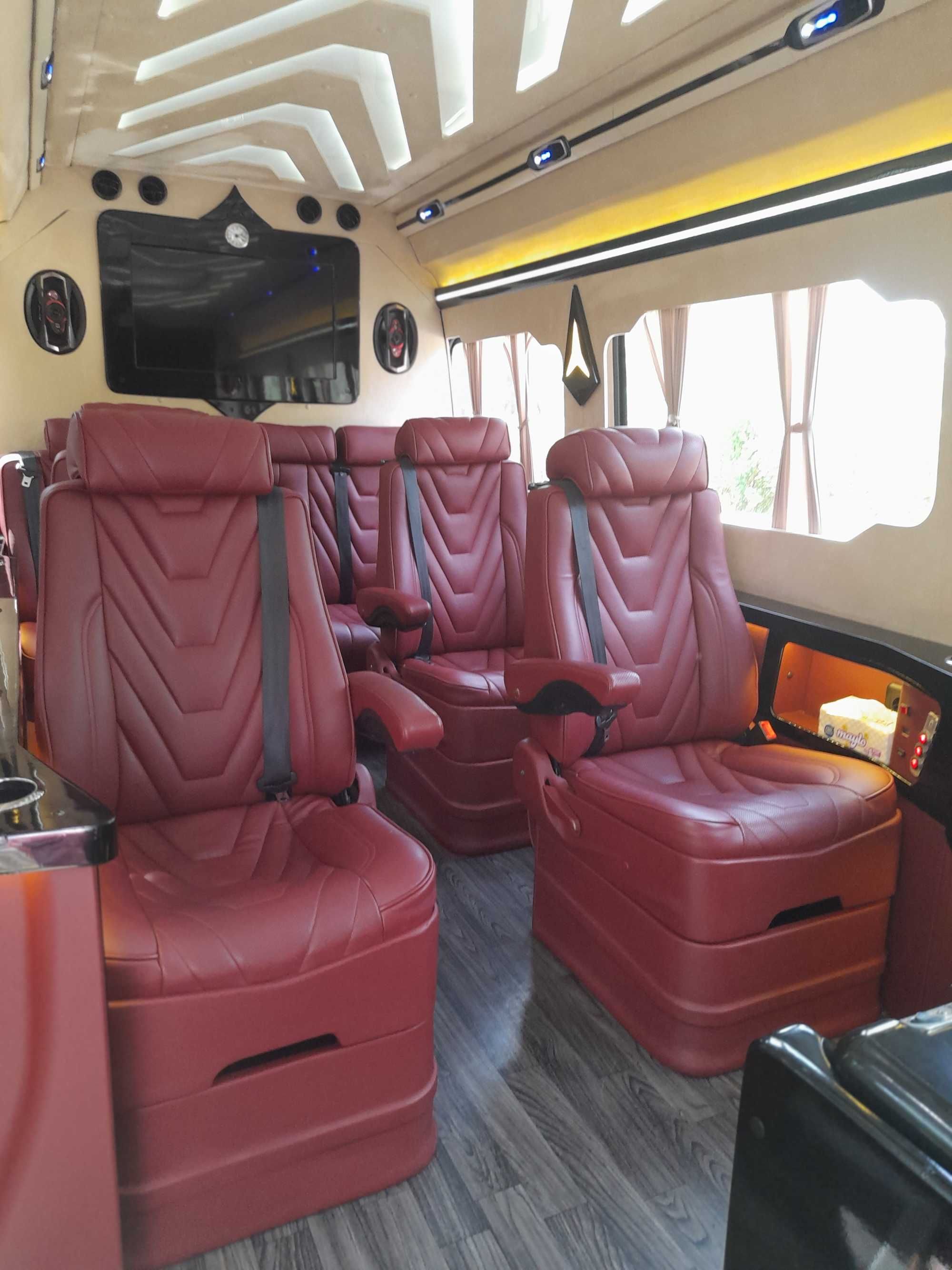 zabudowa busa VIP-osobowy