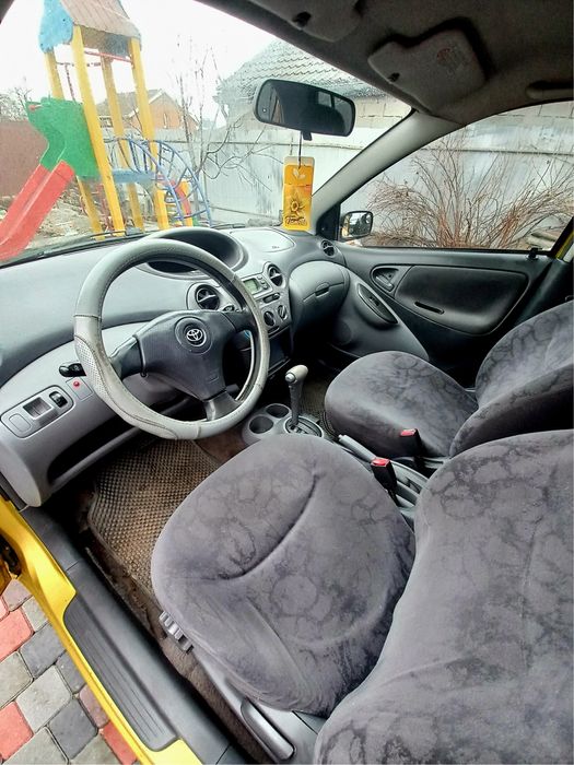 Продам Тойоту Ярис