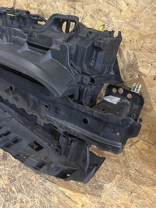 Pas Przedni komplet chłodnic wentylator belka Ford Fiesta MK7/1.4 TDCI