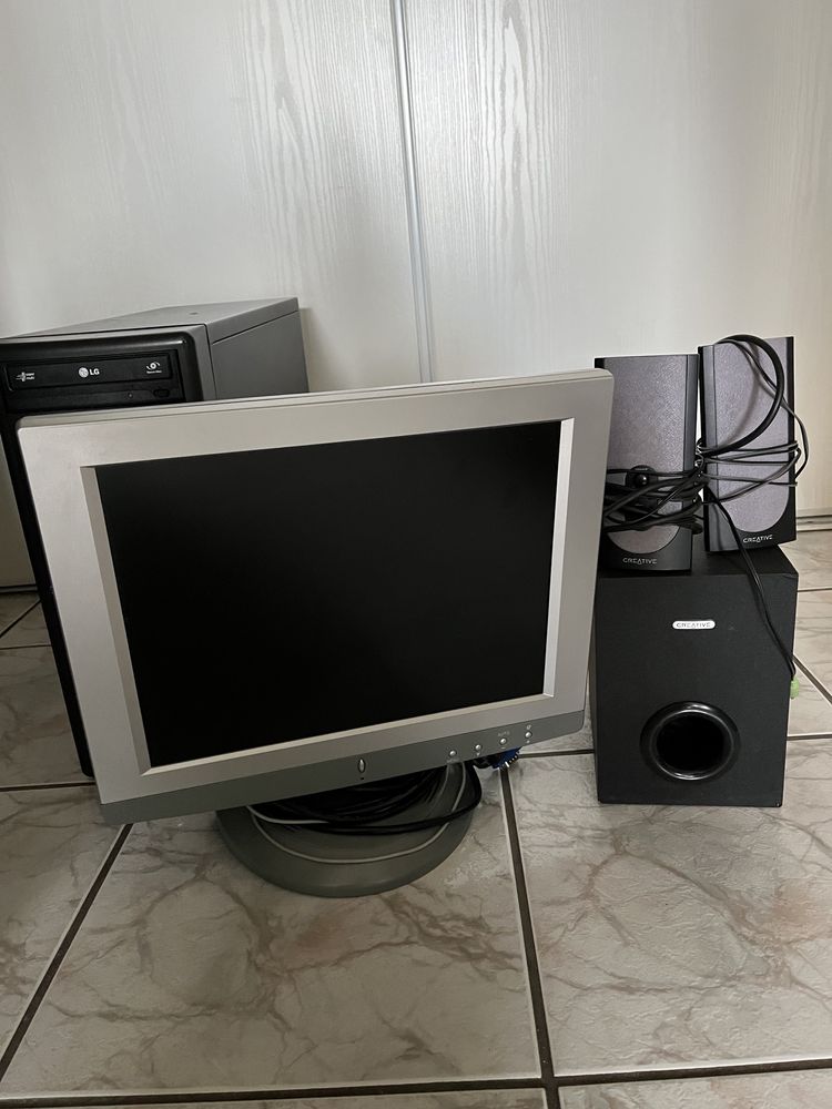 PC / Głośniki / Ekran LCD